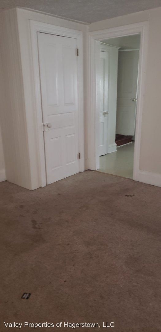 Building Photo - 153 S Church St