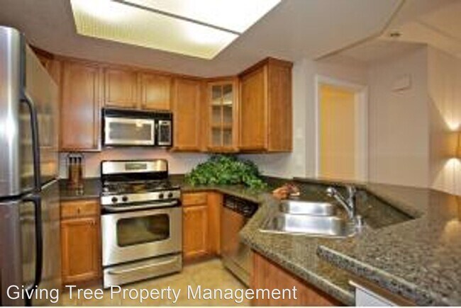Foto del edificio - 2 br, 2 bath House - 12665 Camino Mira Del...