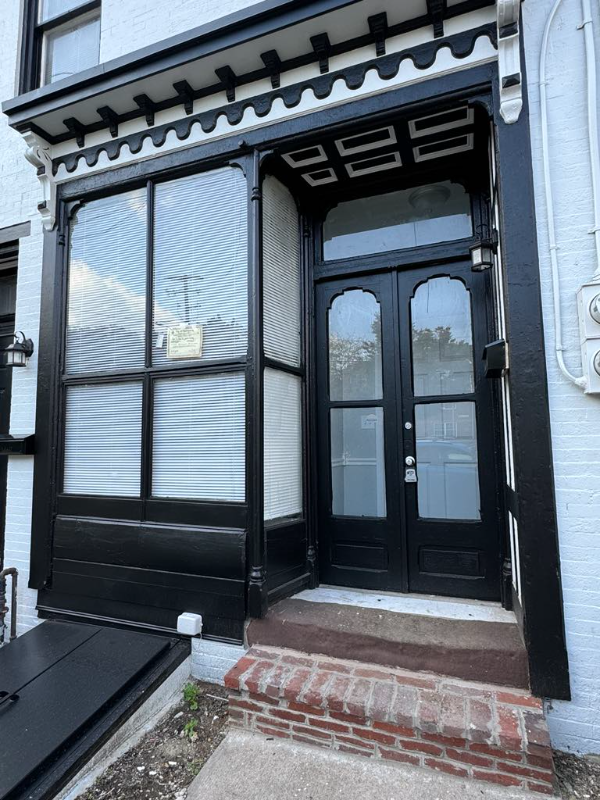 Foto principal - 304 S 2nd St