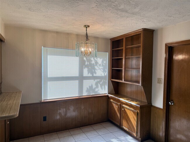 Foto del edificio - 214 Kings Ct