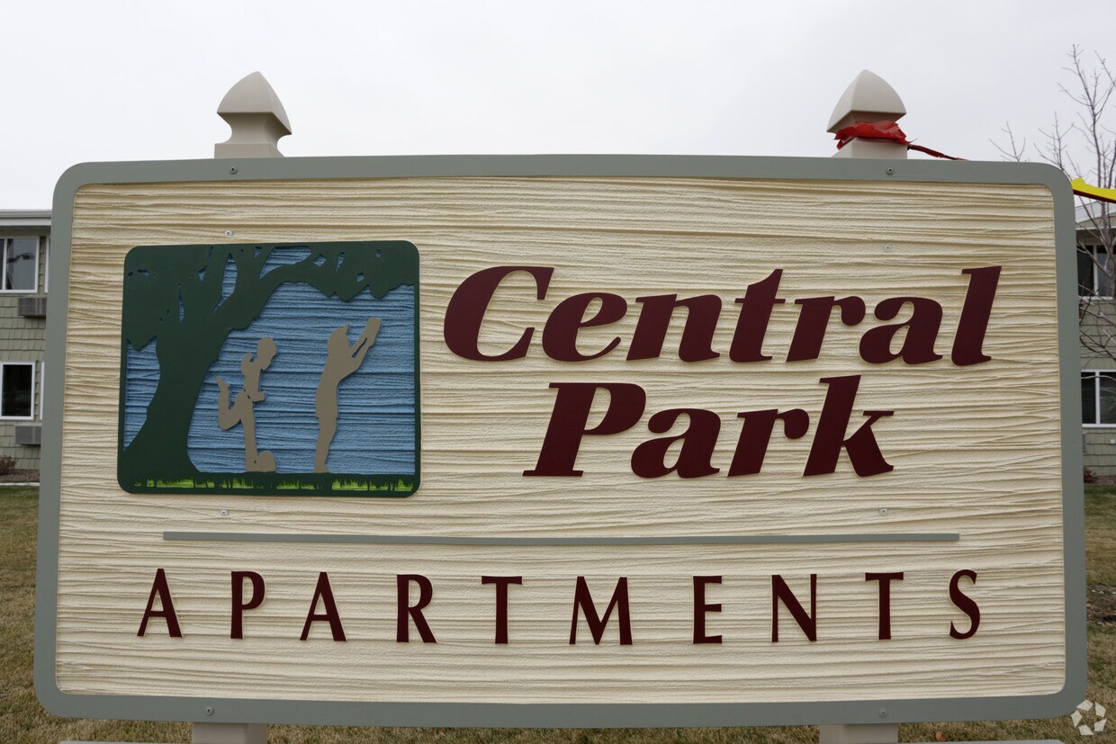 Central Park Apartments Apartments in Racine, WI