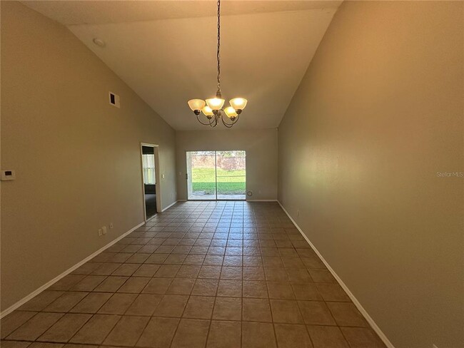 Foto del edificio - 14536 LAGUNA BEACH Cir