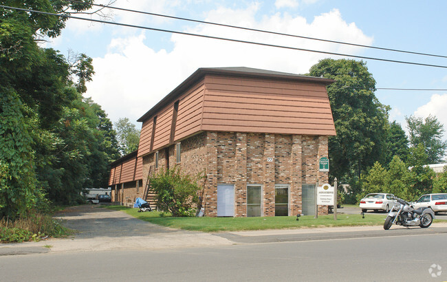 Building Photo - 77 E Main St