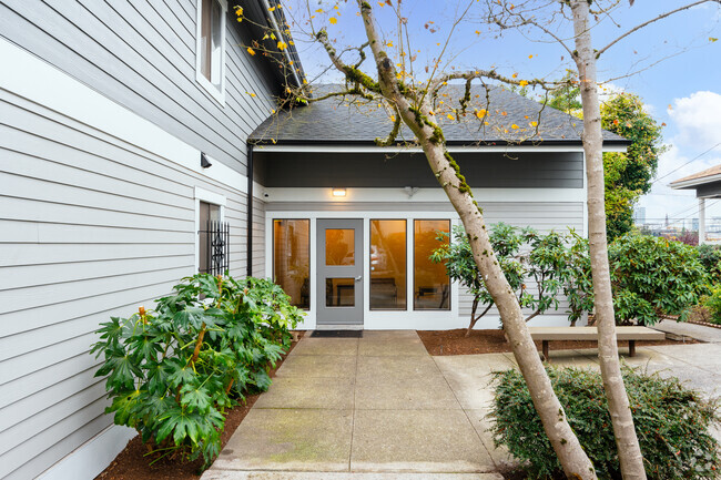 Entrance & courtyard - Gregory Gene Apartments