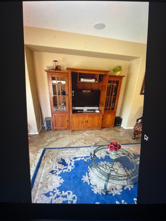 Photo - 2315 W Piedmont Rd House