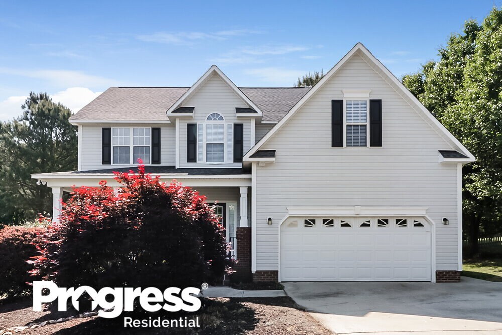 Primary Photo - 322 Greenlyn Dr