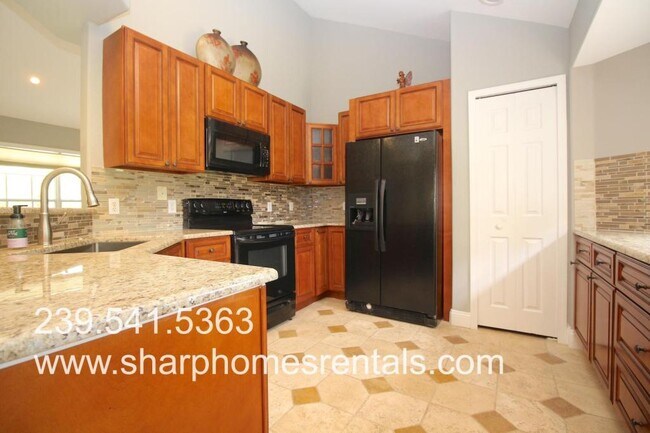 Building Photo - 519 SE 25th Ln