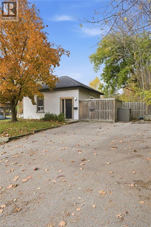 Photo du bâtiment - 51 York Rd