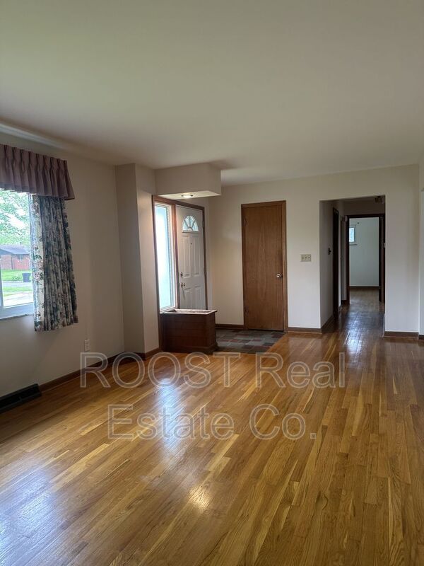 Foto del edificio - 3919 Conway Dr