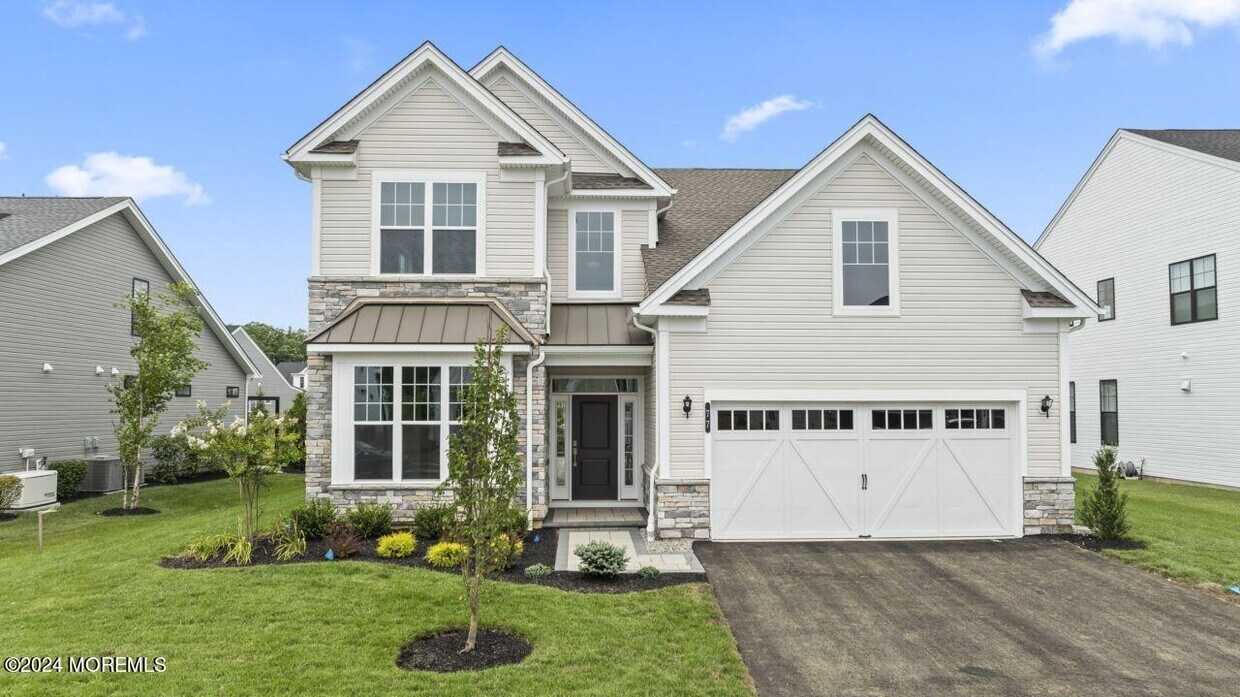 Primary Photo - 77 Grandview Cir
