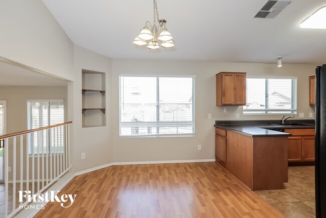 Foto del edificio - 4112 W Whispering Wind Dr