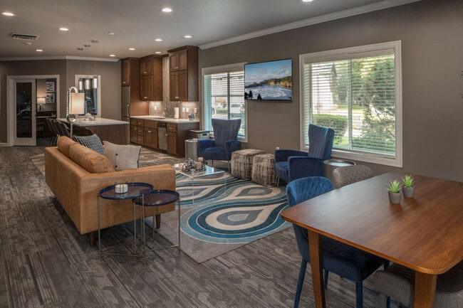 Parkside Apartments apartments — community photo - Parkside Apartments