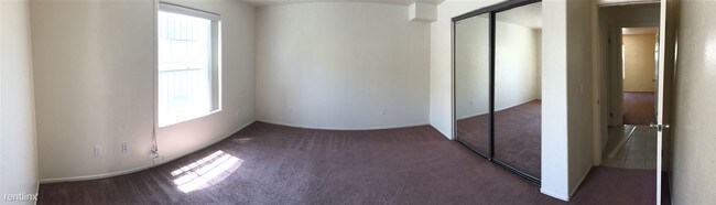 Foto del edificio - 1124 W 28th St