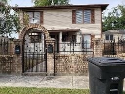 Building Photo - 5619 Eskridge St