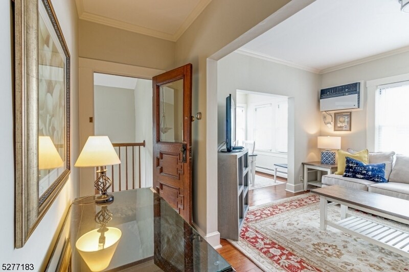 34 Fairview Ave Unit 2, Summit, NJ 07901 Room for Rent in Summit, NJ