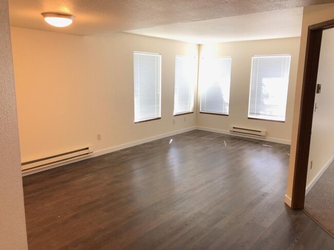 Foto del edificio - 10730 Greenwood Ave N