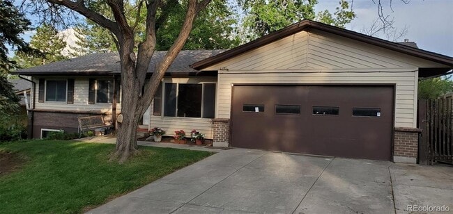 Photo - 1512 S Yank St House