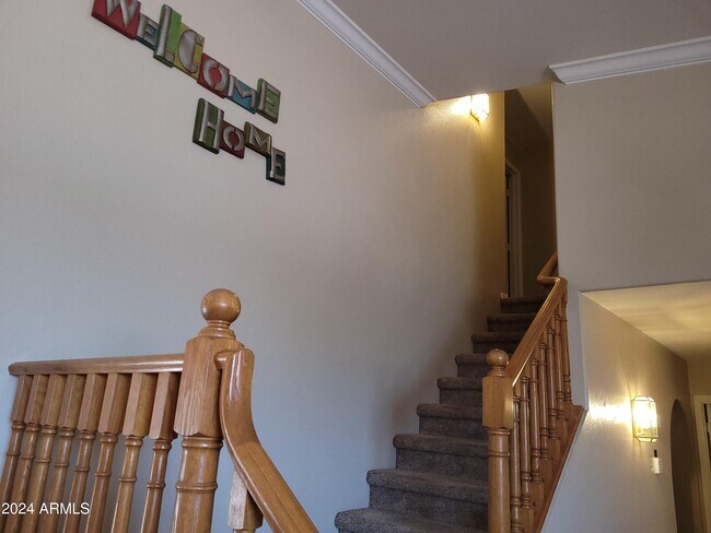 Foto del edificio - 8729 W Columbine Dr