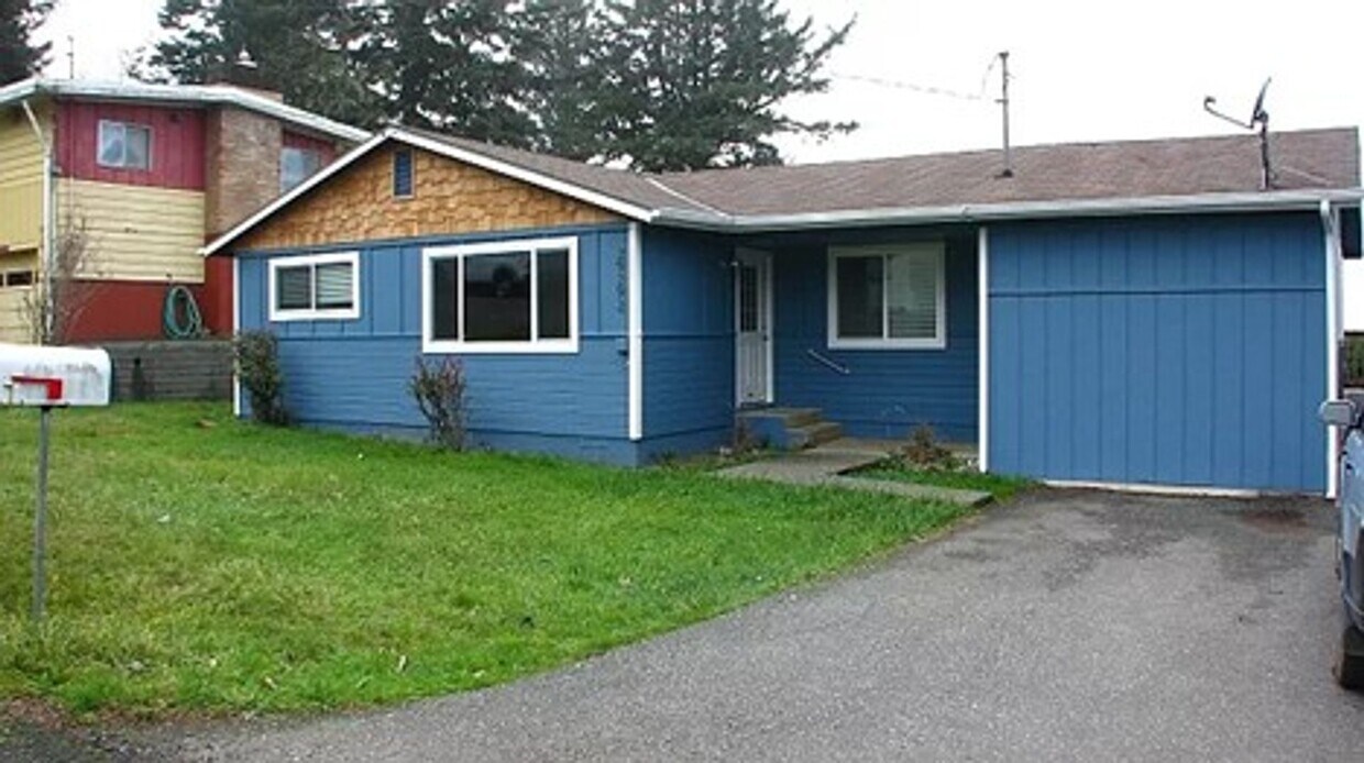 Primary Photo - 29292 Wallace St