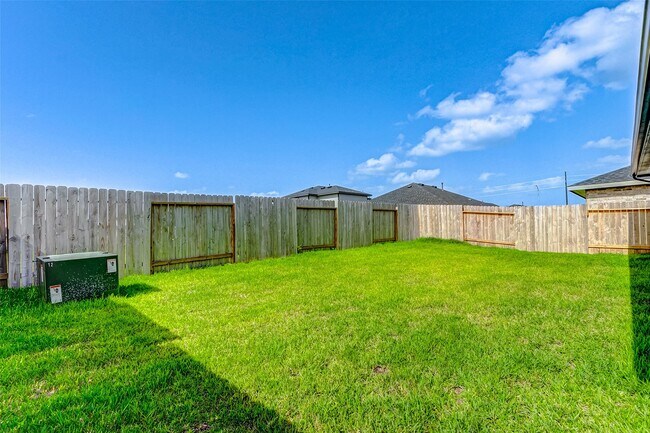 Foto del edificio - 29918 Gallatin River Ln