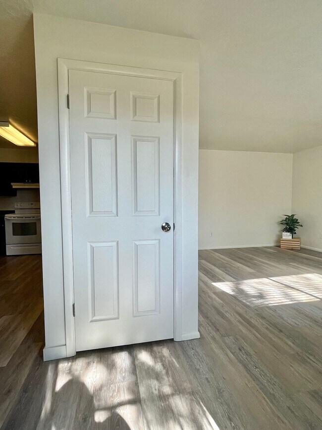 Foto del edificio - 222 Pingree Ave