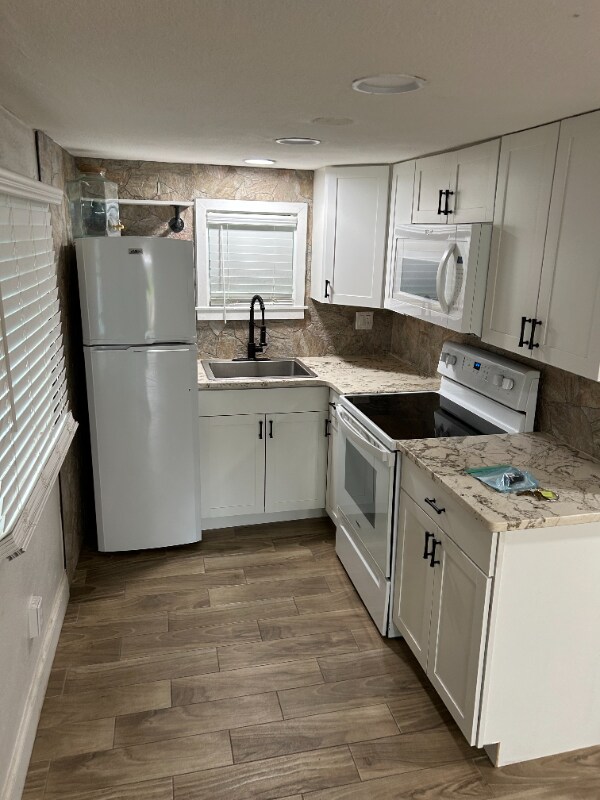 Foto del edificio - 7437 Walnut St