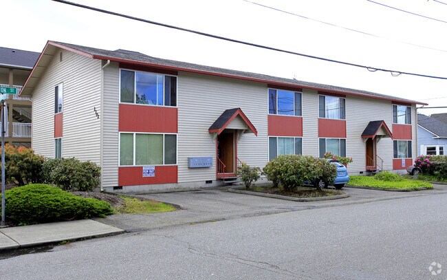 Foto del edificio - 2702 Everett Ave