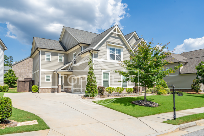 Building Photo - 2700 Longacre Park Way