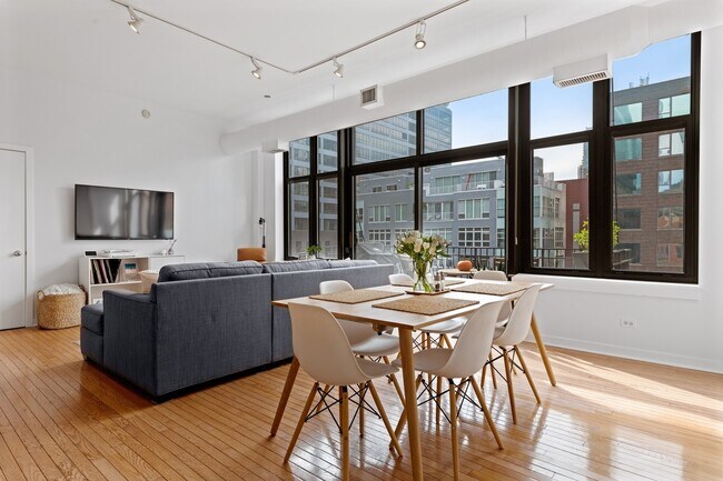 Foto del edificio - 333 W Hubbard St
