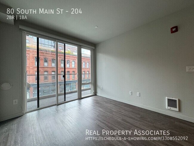 Foto del edificio - 80 South Main St