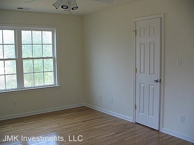 Building Photo - 3 br, 2.5 bath House - 204 N. Virginia Ave
