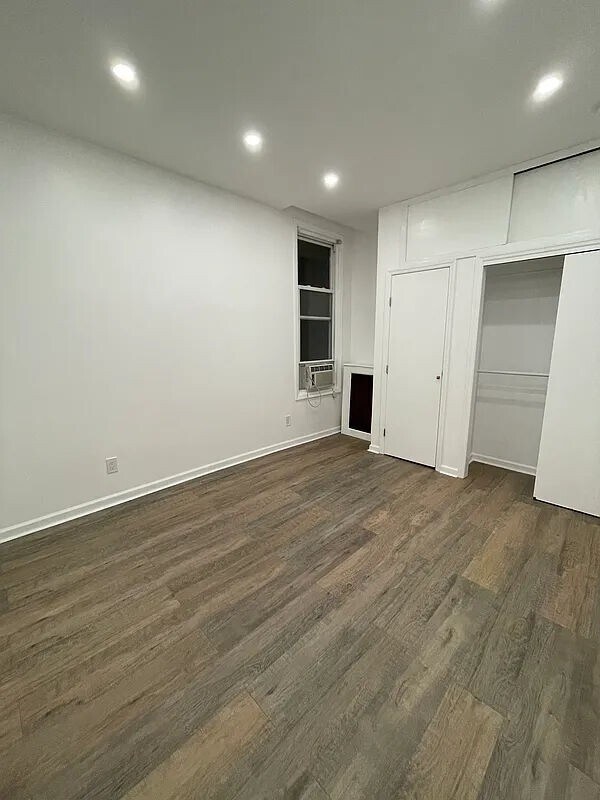 Foto del edificio - 2727 East 26th Street