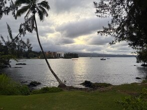 Building Photo - 355 Kalanianaole St