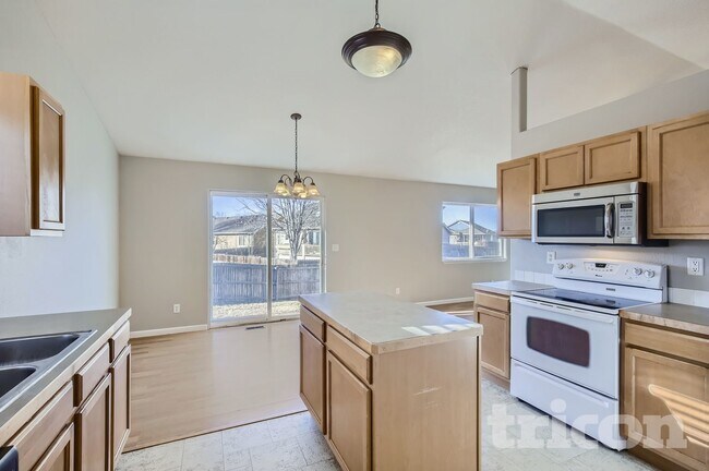 Building Photo - 1711 86th Ave
