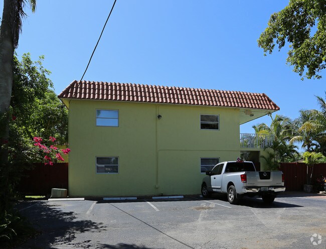 Foto del edificio - 1125 NE 16th Pl