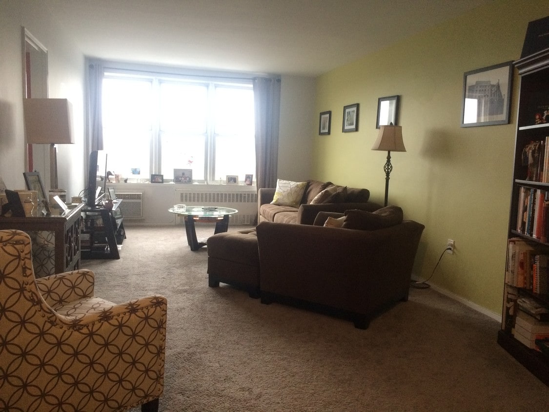 Spacious 336 sf living space - 14 Westview Ave