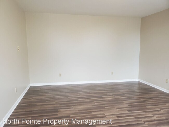 Building Photo - 535 E Mifflin St