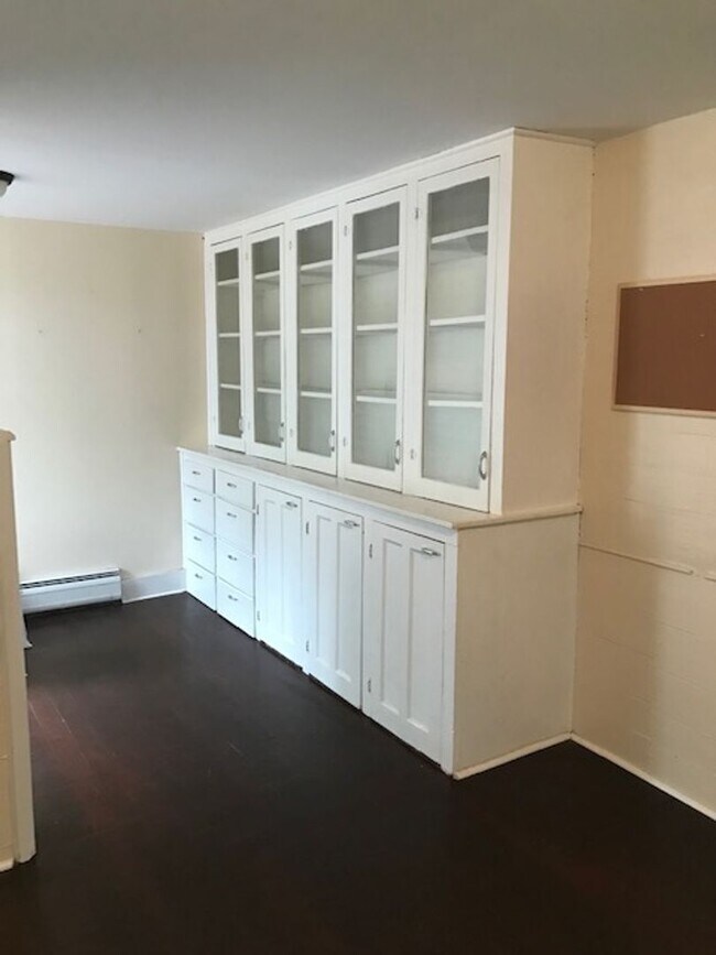 Foto del edificio - 309 W Broad St