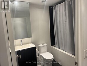 Building Photo - 20 Edward St