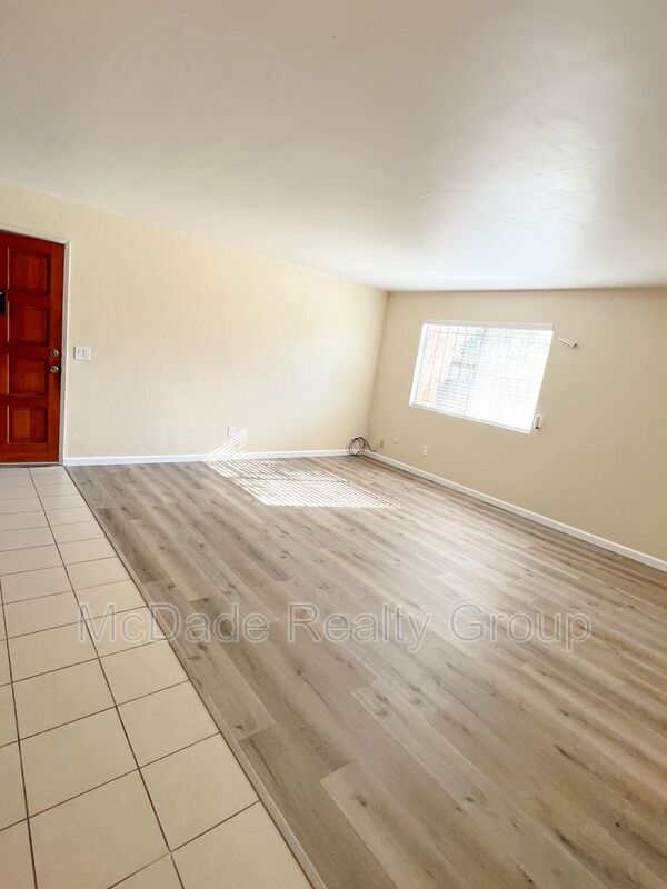 Building Photo - 226 G St