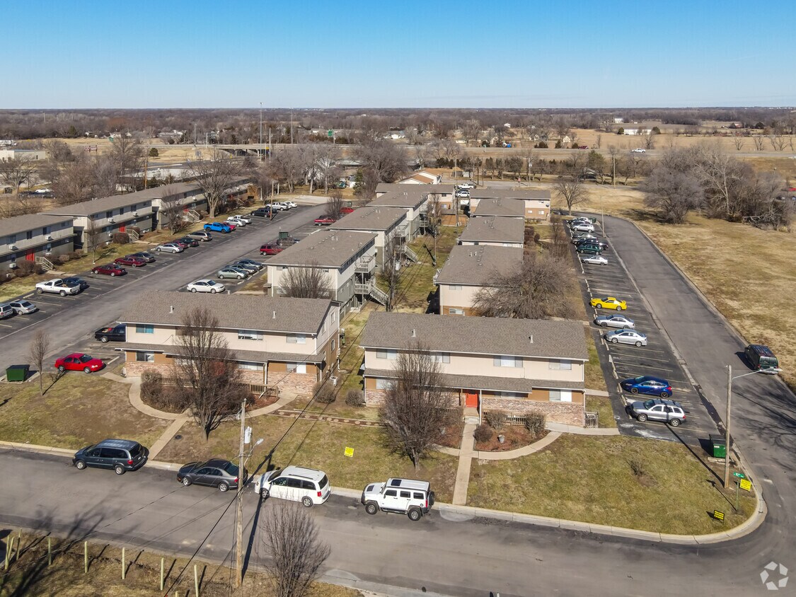 Bluestem Apartments Emporia, KS