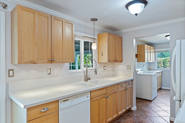 Foto del edificio - 4801 45th Ave S