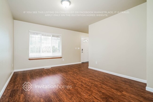 Building Photo - 20012 87th Ave E