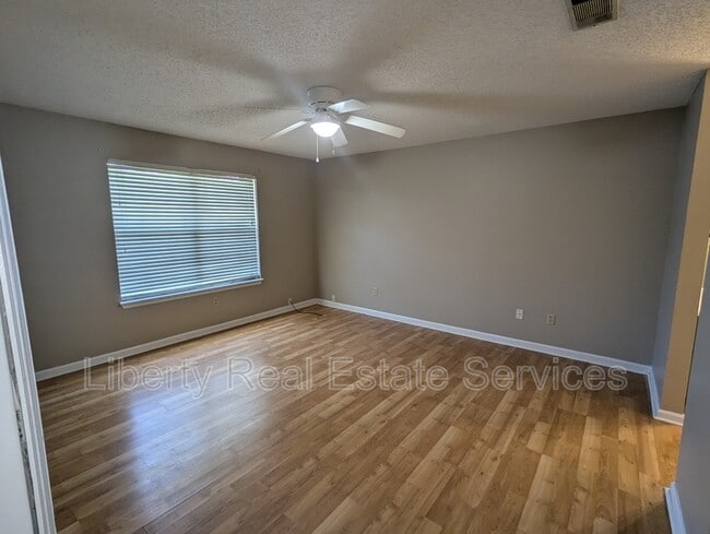 Building Photo - 1413 Desert Storm Dr