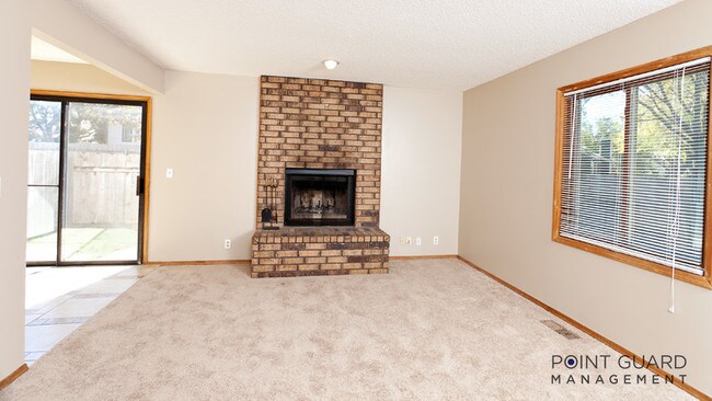 Building Photo - 9111 W Westlawn St