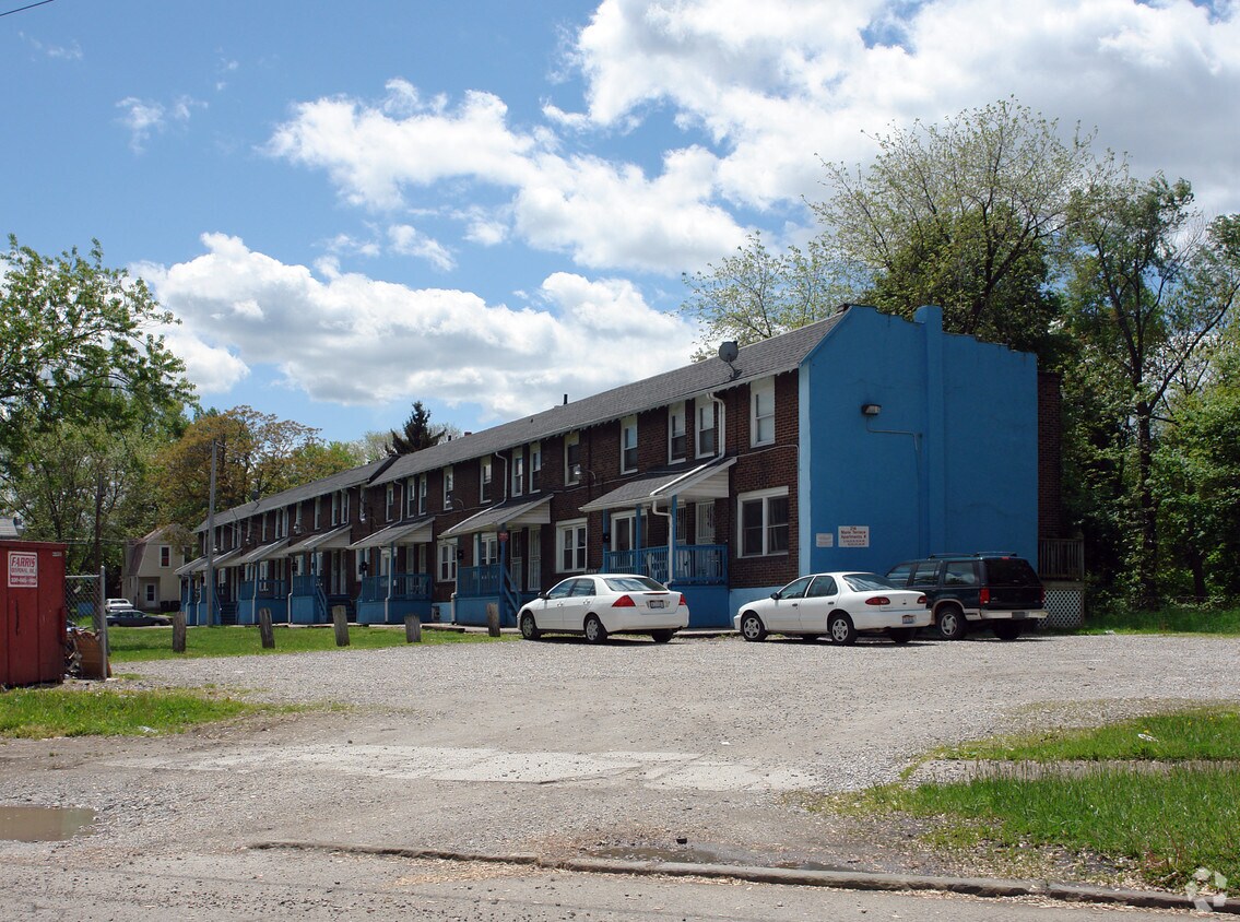 Building Photo - 214 Marie Ter
