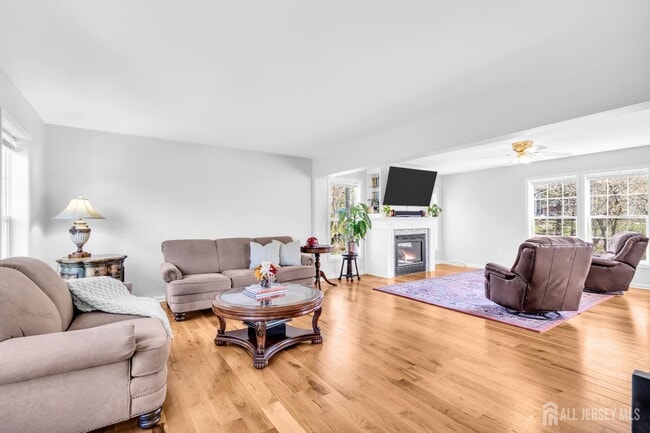 Foto del edificio - 108 Miller Ave