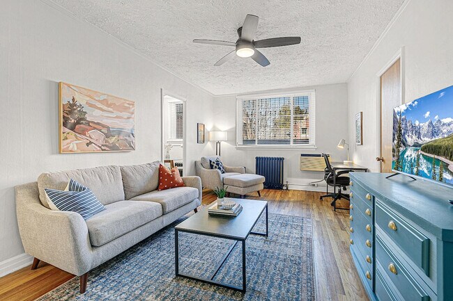 Foto del edificio - 1666 Detroit St