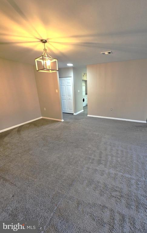 Foto del edificio - 6711 Park Heights Ave