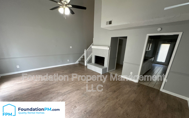 Building Photo - 5572 Crepe Myrtle Drive